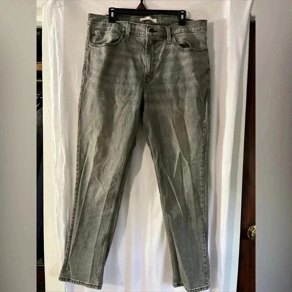 Signature by Levi Strauss Other - Levi’s Signature Black Label 38x30 Slim Straight Leg Gray Jeans